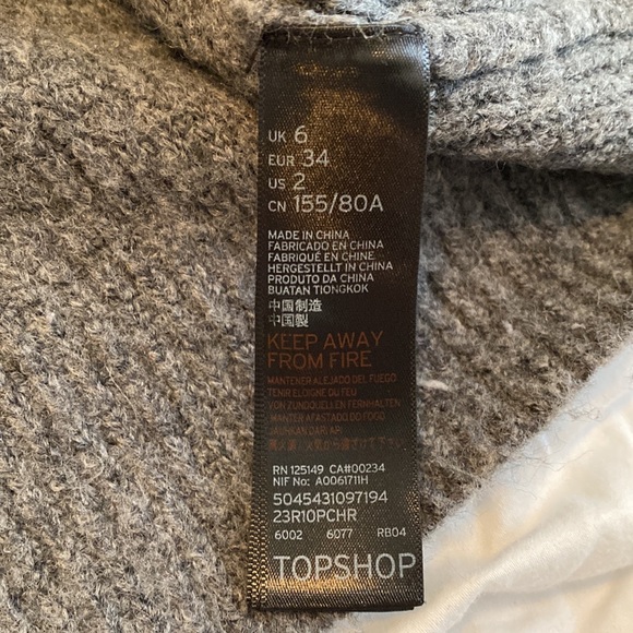 Topshop Gray Turtleneck Wide Long Sleeve Gray Ribbed Knit Crop Top Sweater - Picture 11 of 11